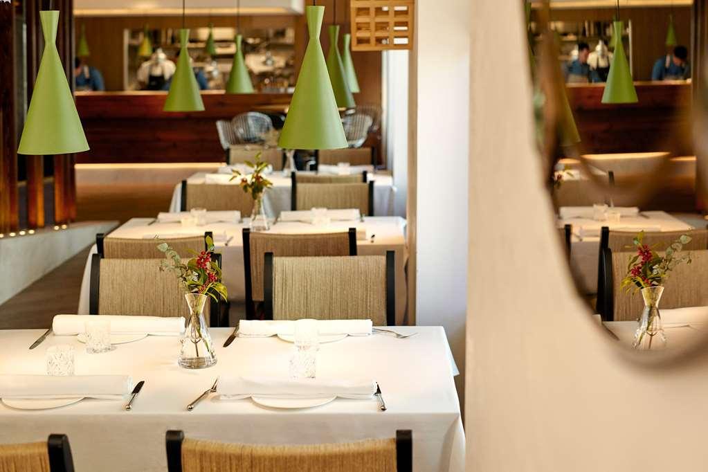 Occidental Leon Alfonso V酒店 外观 照片